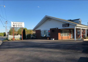 Отель Bassett Motel  Виллиамсбург